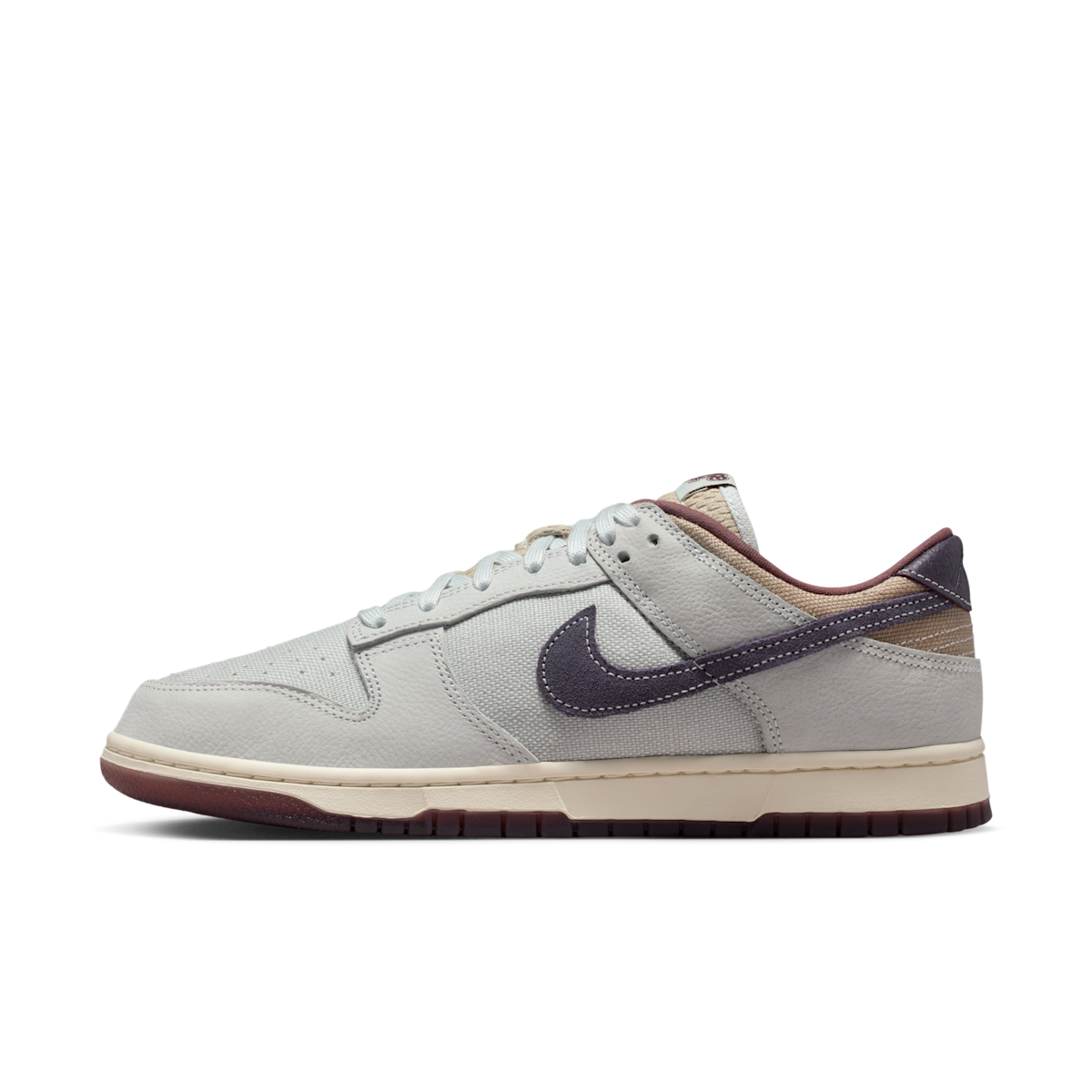 Men's Dunk Low Retro SE Shoes