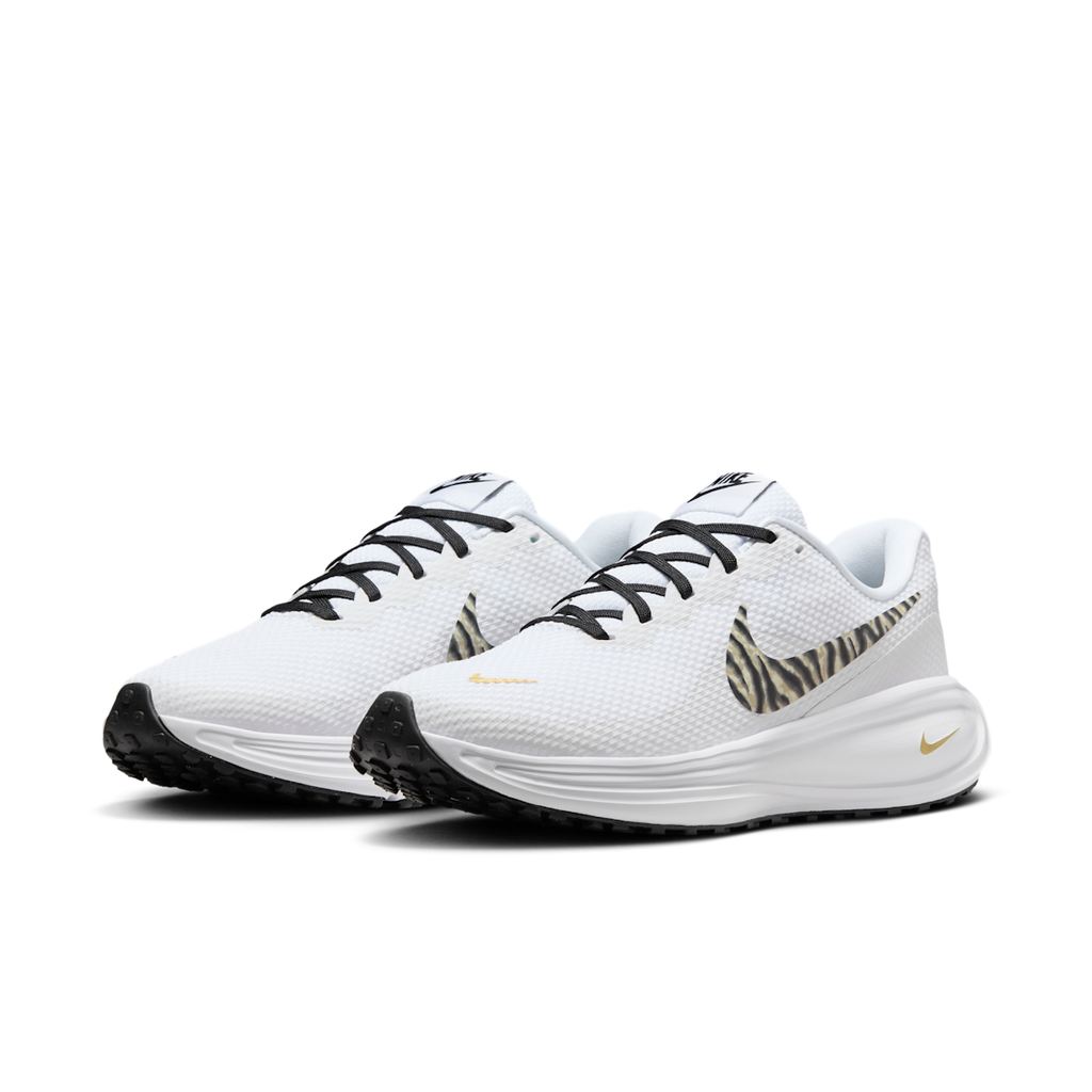 Women's Revolution 8 Road Running Shoes