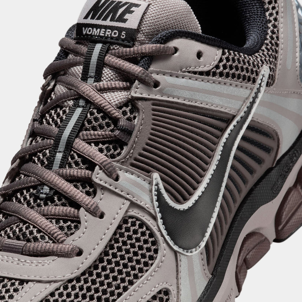 Zoom Vomero 5 Mens Running Shoes (College Grey/Black/Cave Stone)