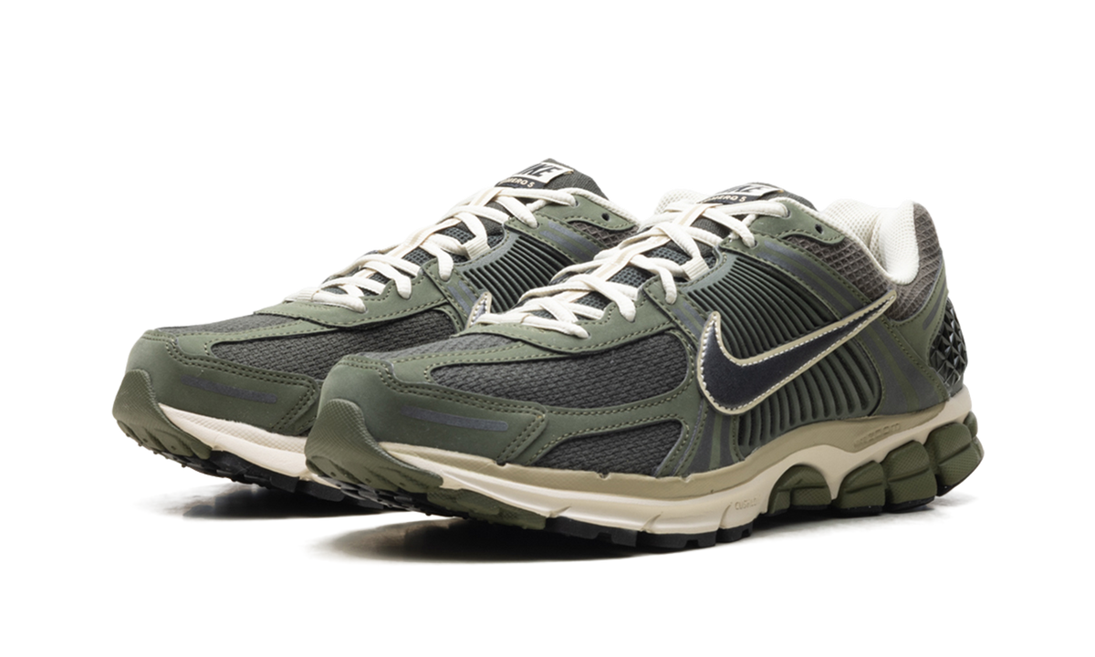 Zoom Vomero 5 SE "Army Olive / Sequoia / Light Khaki / Black" IB2987 300