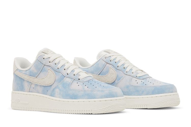 Nike Wmns Air Force 1 '07 SE 'Clouds'
