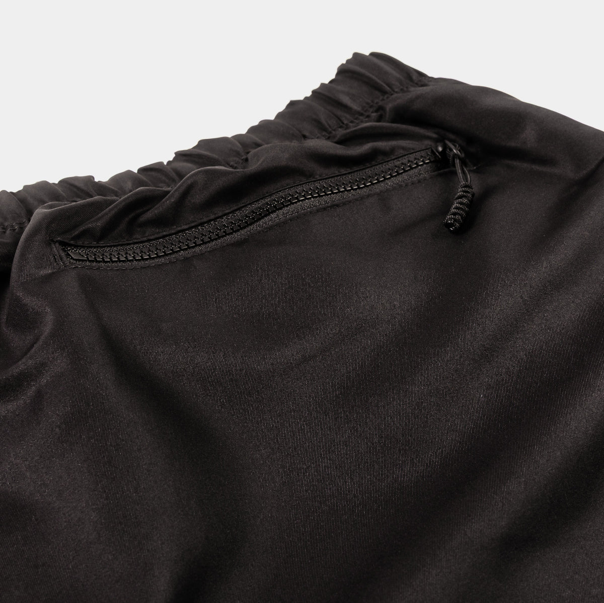 Voyage Solid Cargo 7" Volley Mens Shorts (Black/White)