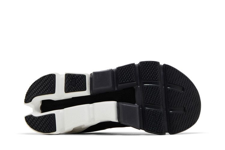 ON Wmns Cloudflyer 4 'Black White'