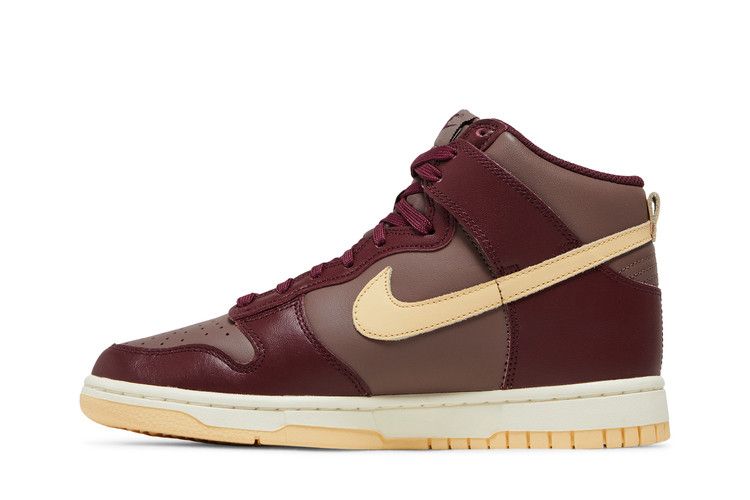 Nike Wmns Dunk High 'Plum Eclipse'