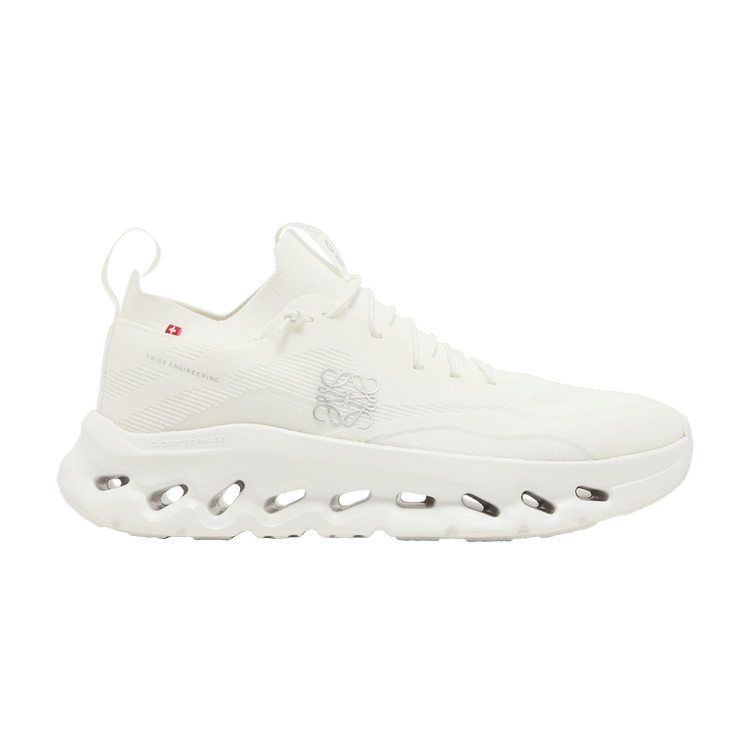 Loewe x ON Wmns Cloudtilt 'All White'
