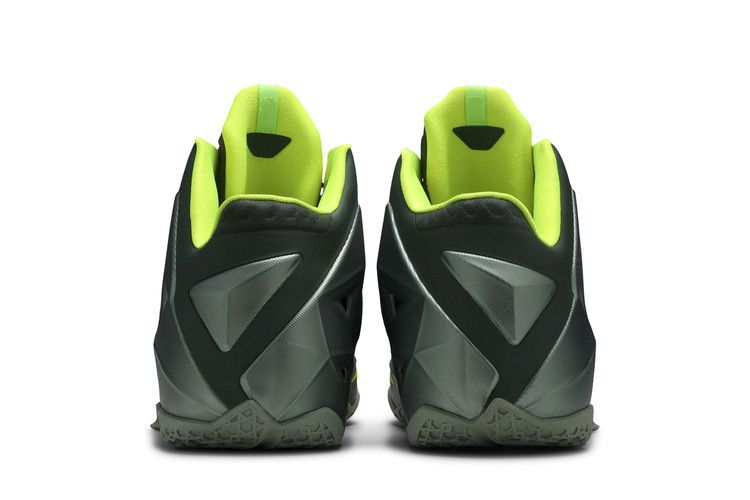 Nike LeBron 11 'Dunkman'