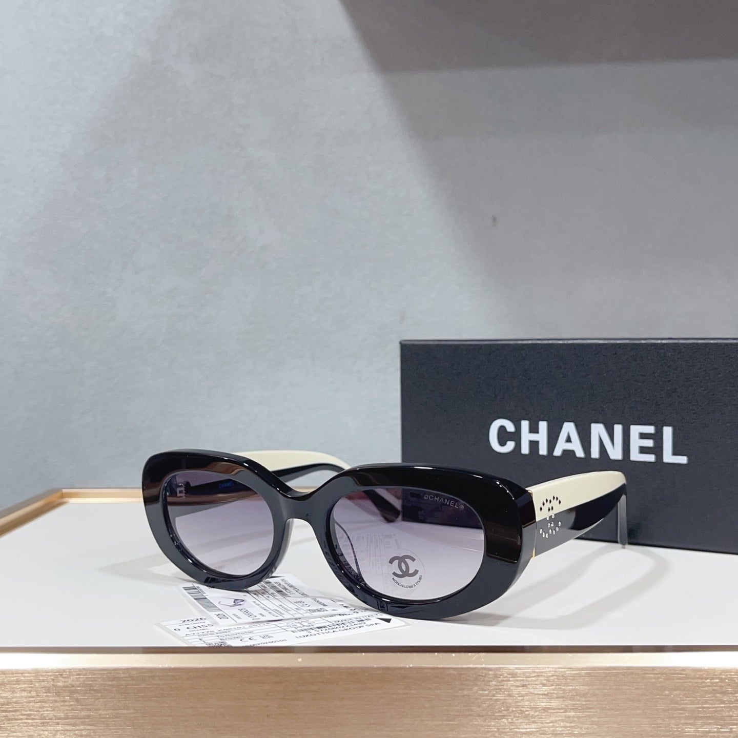 CC Sunglasses 56