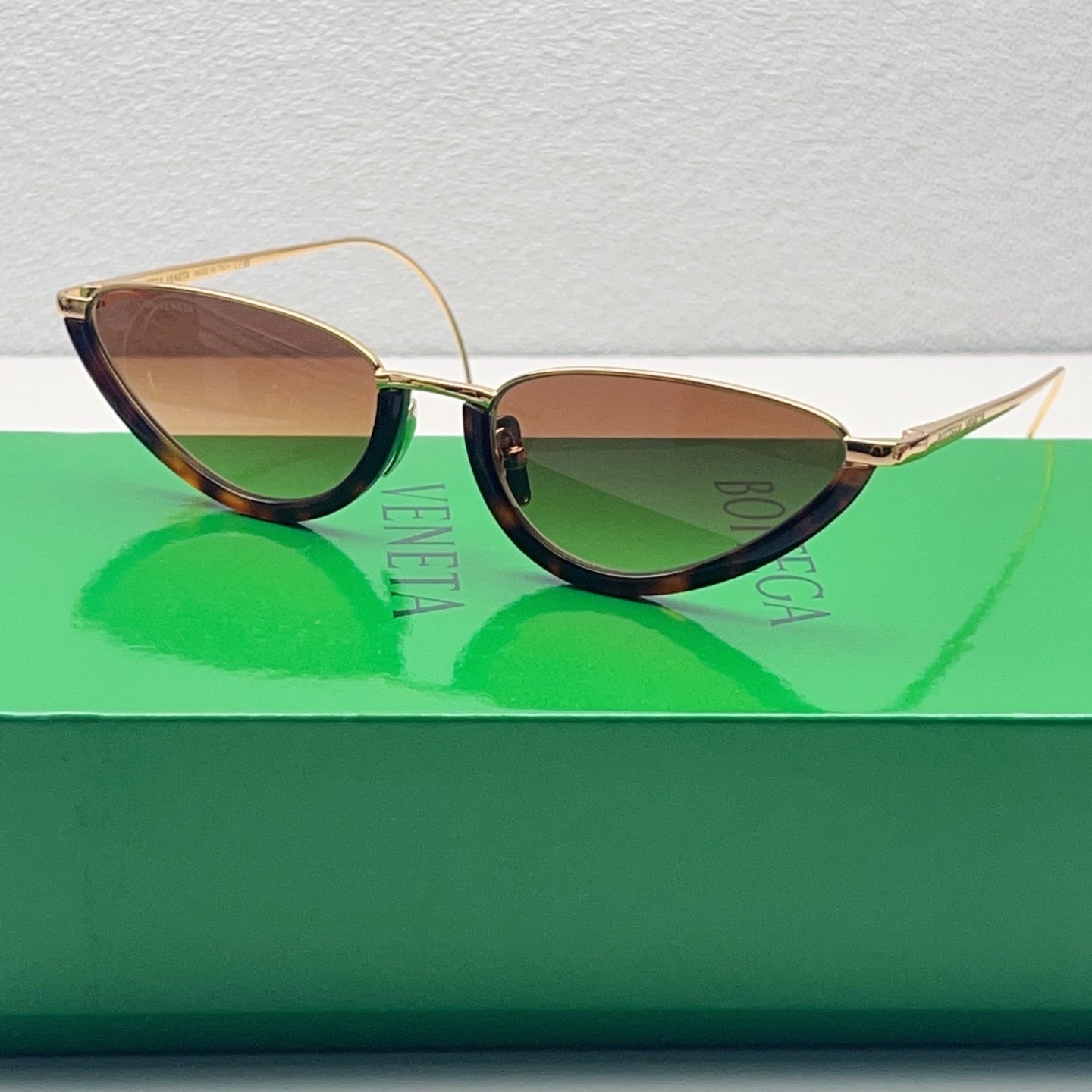BV Sunglasses 130569