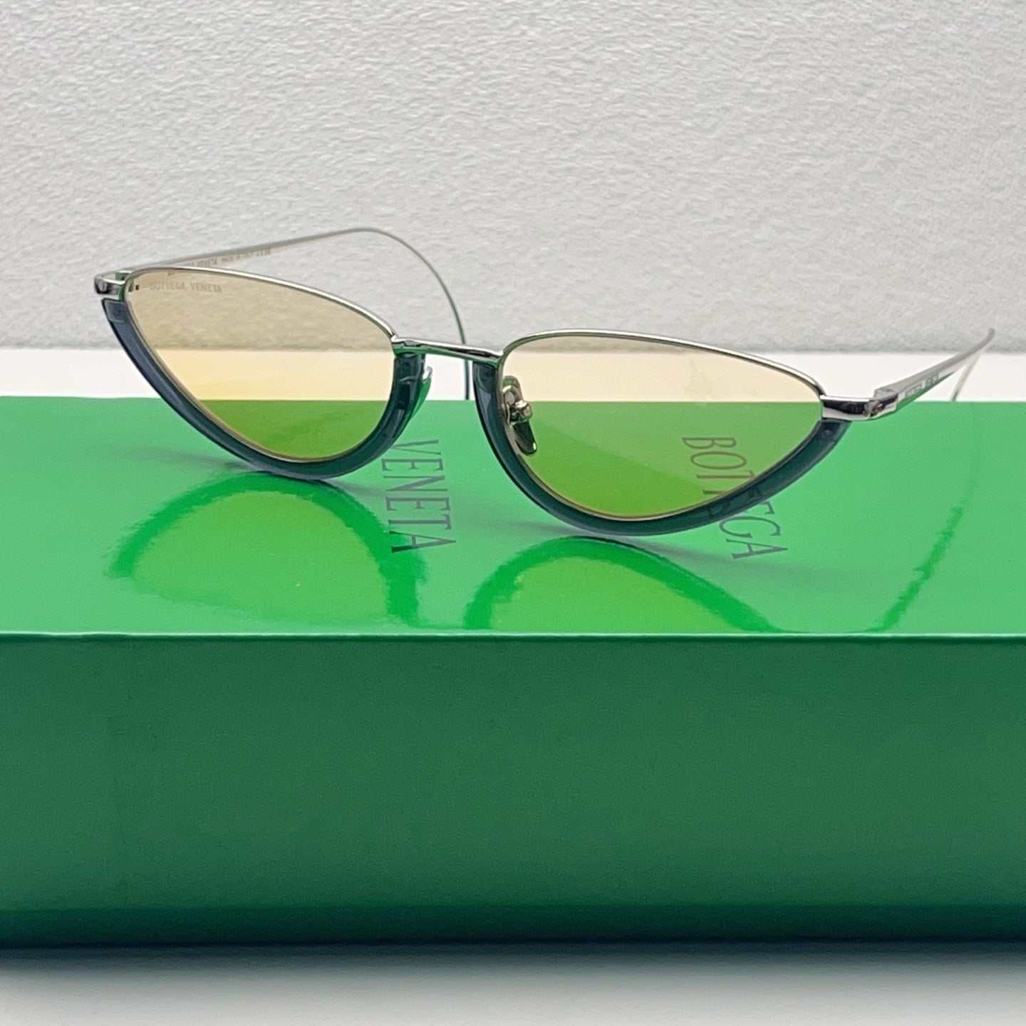 BV Sunglasses 130569