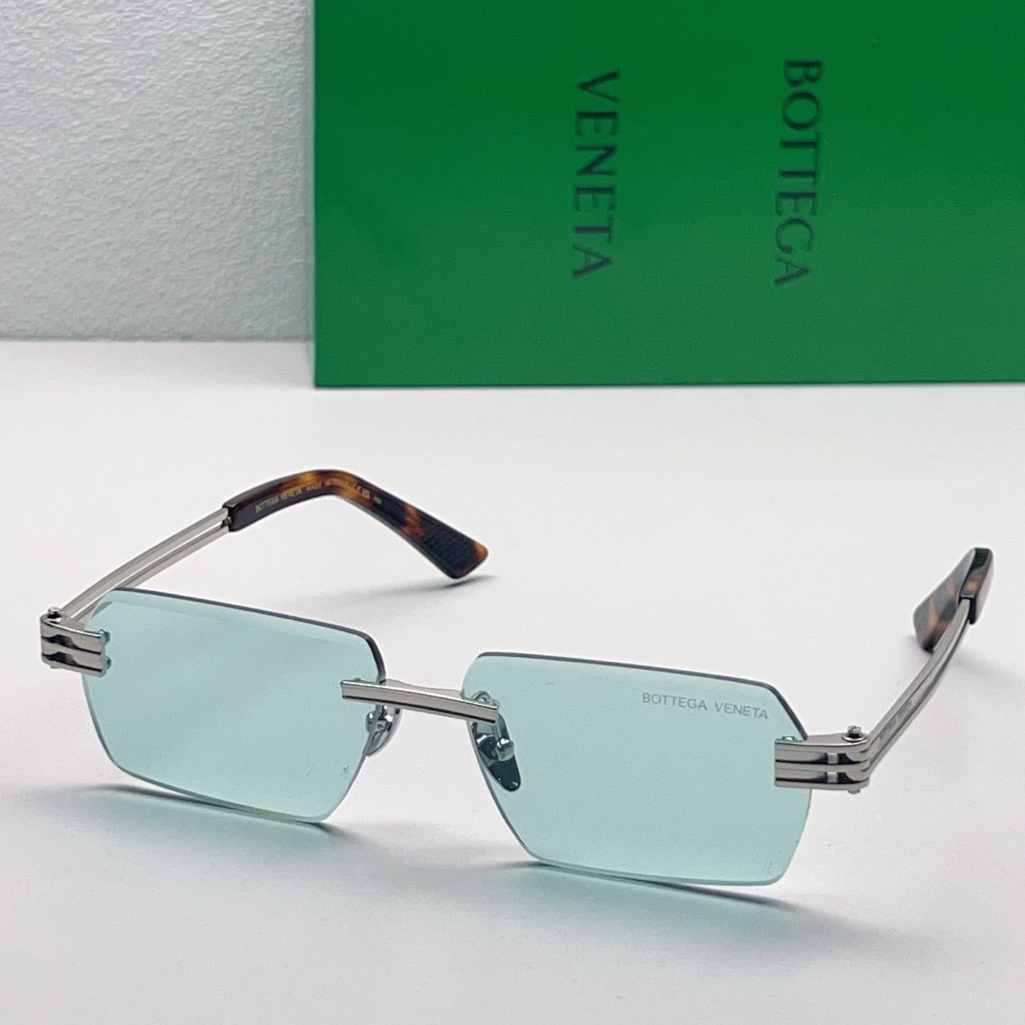 BV Sunglasses 130155