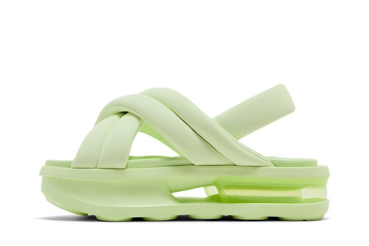 Nike Wmns Air Max Isla Sandal 'Barely Volt'