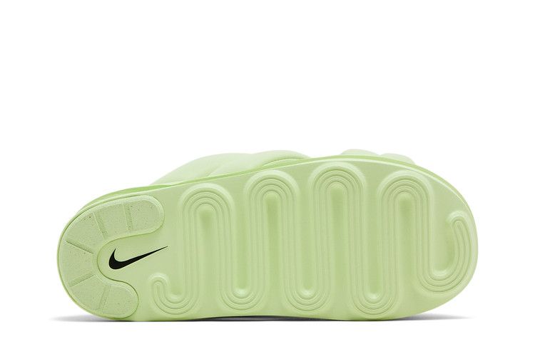 Nike Wmns Air Max Isla Sandal 'Barely Volt'