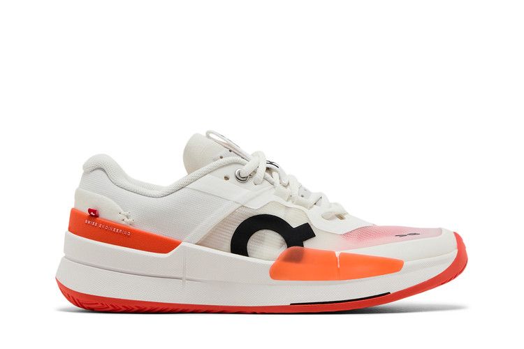 ON Wmns The Roger Pro 2 Clay 'White Flame'