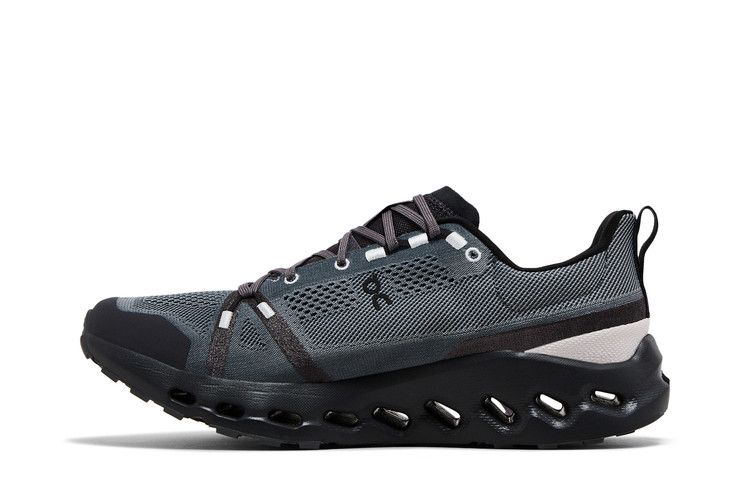 ON Cloudsurfer Trail 'Eclipse Black'