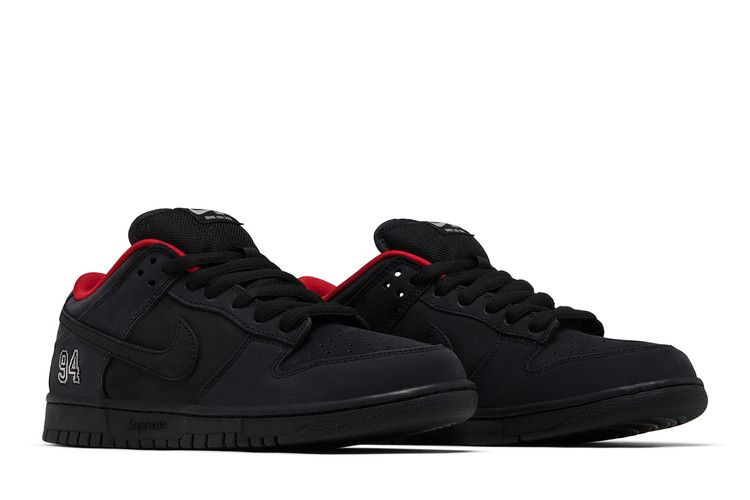 Supreme x Nike Dunk Low SB 'Black'