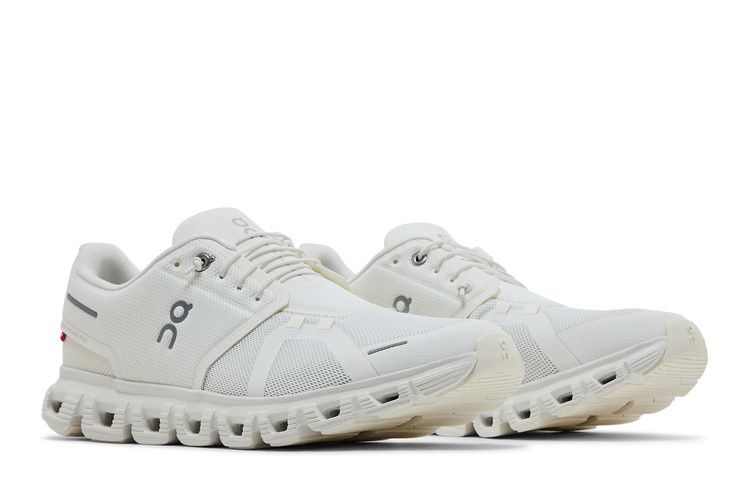 ON Cloud 6 'Triple White'