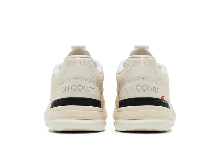 ON The Roger Advantage Pro 'Cream Black'