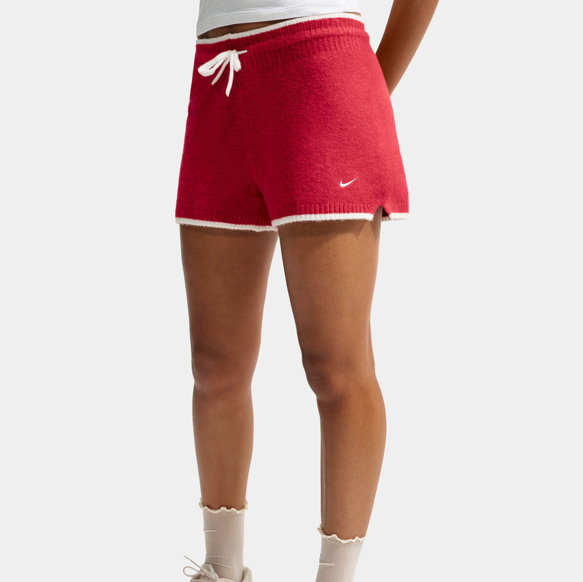 Sportswear Chill Knit Mid Rise Womens Shorts (Tought Red/White/White)