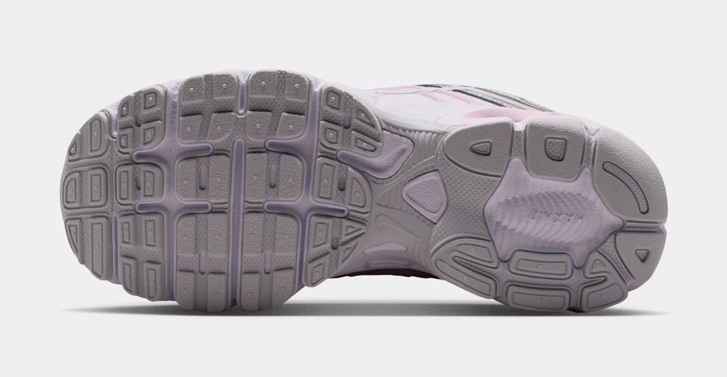 Air Max Moto 2K Grade School Running Shoes (White/Pink Foam/Pure Platinum)