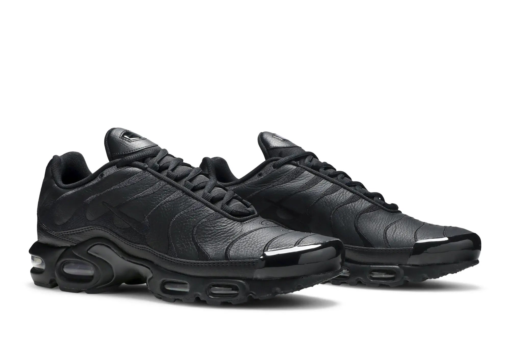 Nike Air Max Plus TN Triple Black - Premium Leather Sneaker with Max Air Cushioning