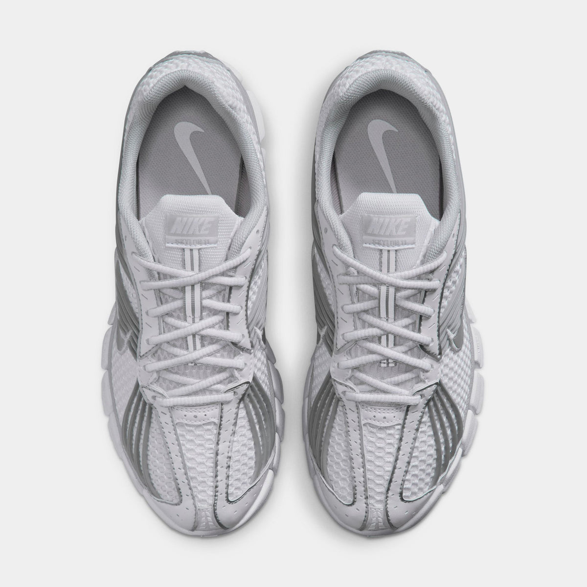 Zoom Skylon 11 Womens Running Shoes (White/Metallic Silver/Grey Fog)