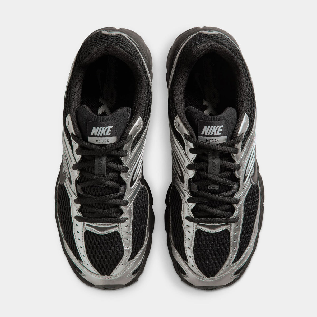 Air Max Moto Womens Running Shoes (Black/Silver)