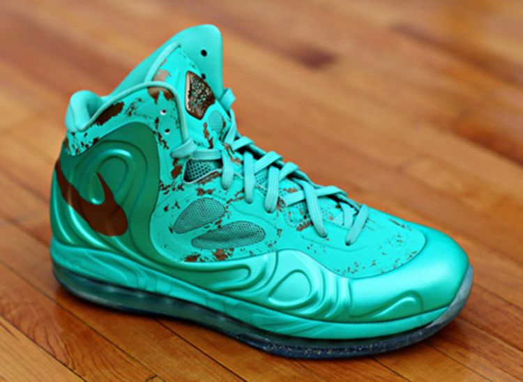Nike Air Max Hyperposite 'Statue Of Liberty'