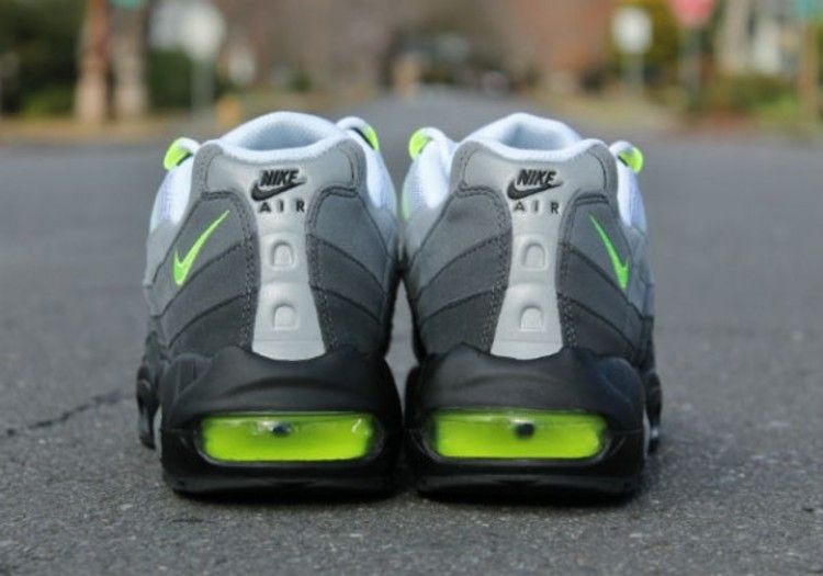 Nike Air Max 95 OG Neon (2012)