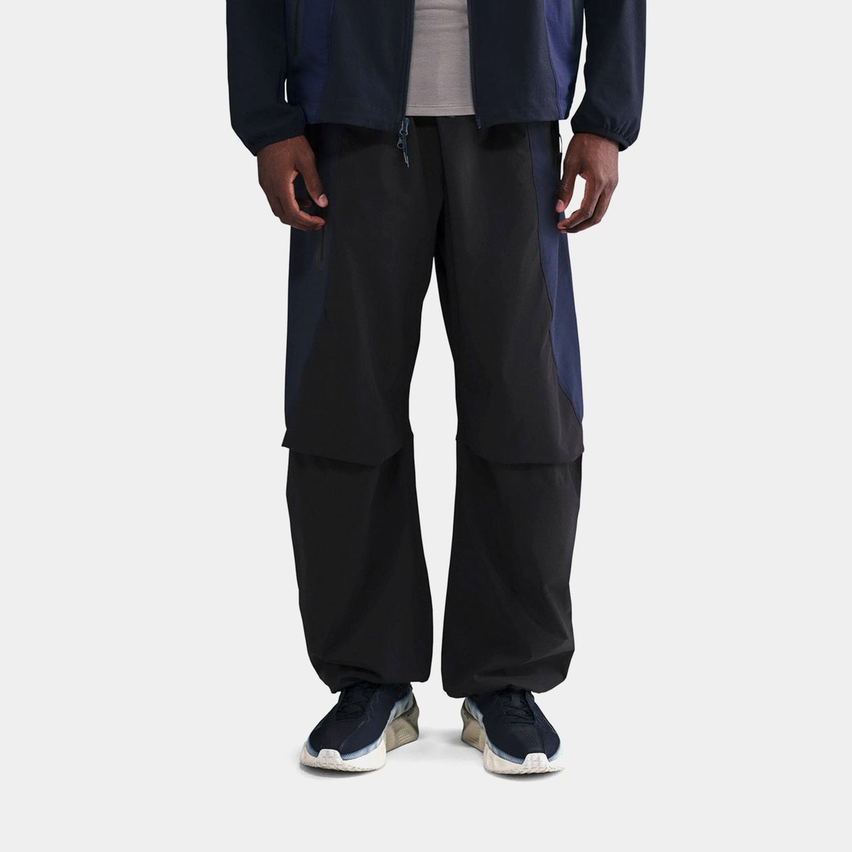 Tech Dri Fit Woven Oversized Mens Pants (Cave Stone/Cool Grey/Black)