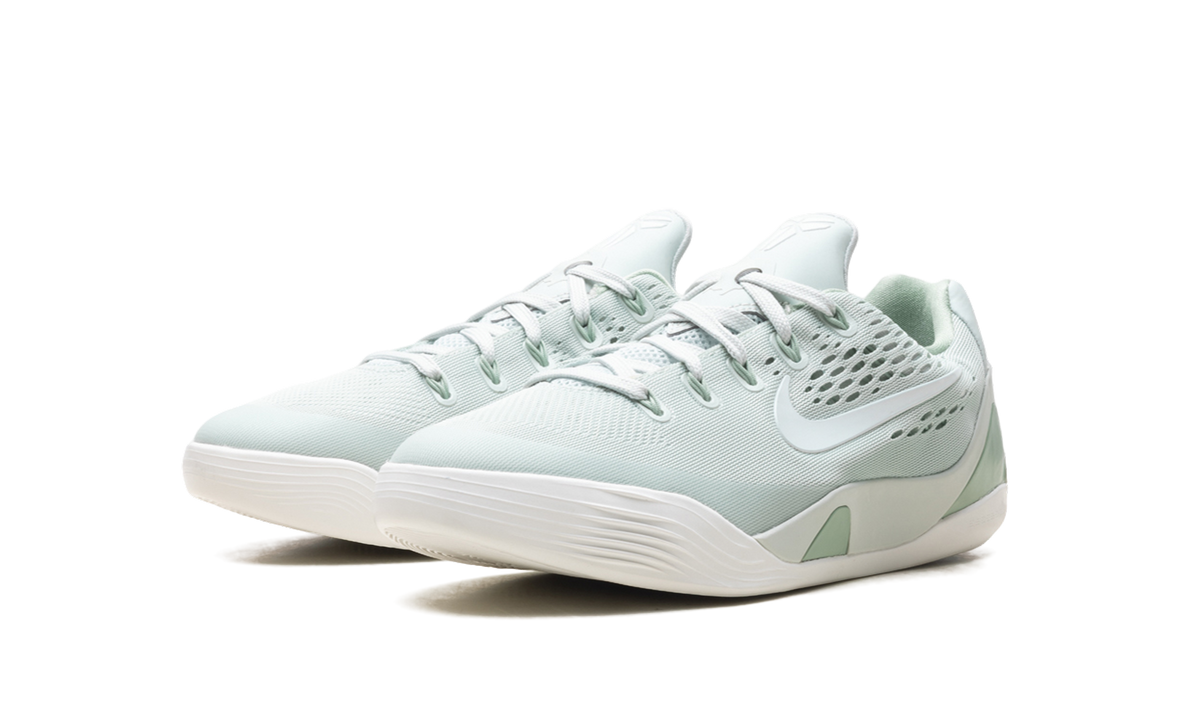 Kobe 9 EM Low GS "Light Silver Steam" IM6642 003