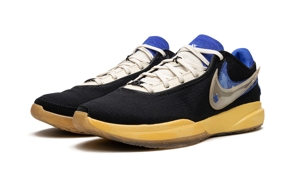 LeBron 20 "Uninterrupted" FN0941 001