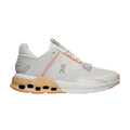 ON Wmns Cloudnova Flux 'Undyed White Savannah'