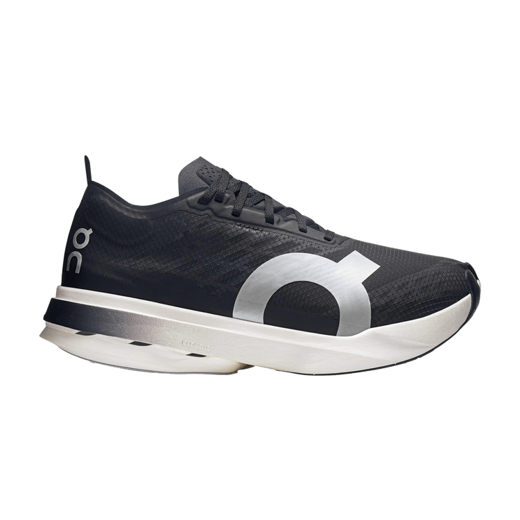 ON Wmns Cloudboom Strike 'Black White'
