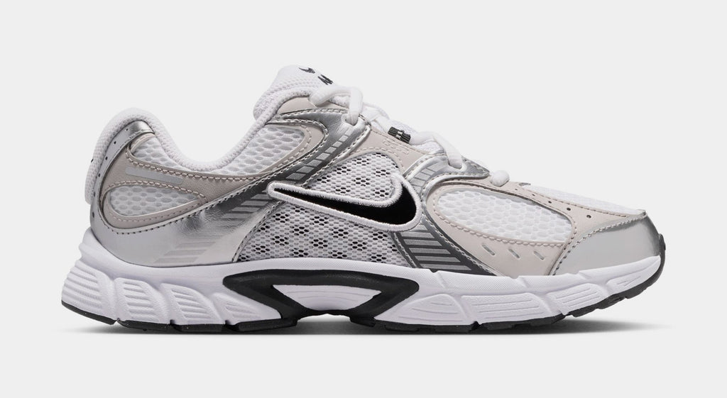 V5 RNR Grade School Running Shoes (White/Vast Grey/Photon Dust/Black)