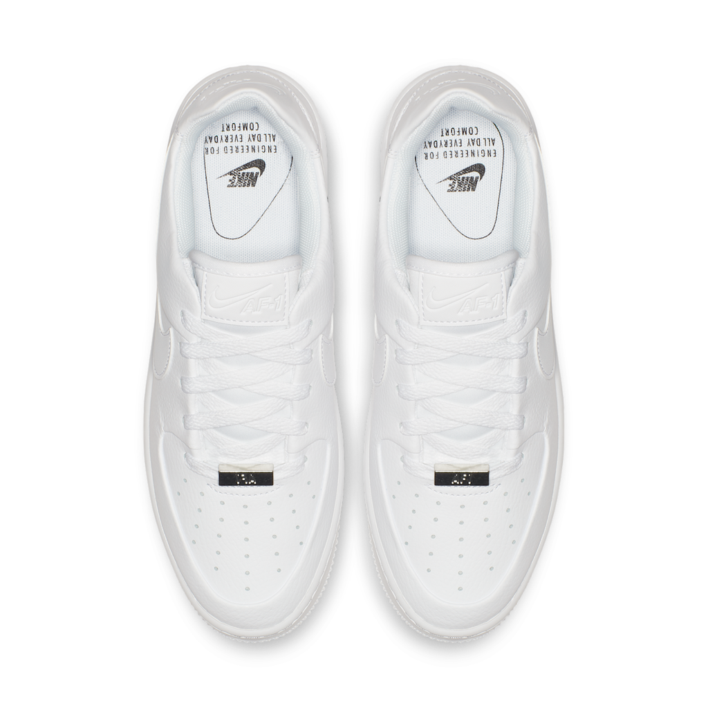 Women's Air Force 1 Sage Low Shoes