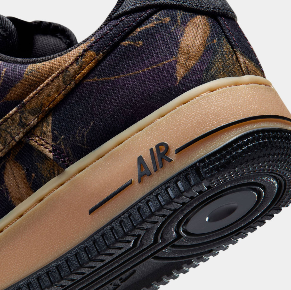 RealTree x Air Force 1 Camo Mens Lifestyle Shoes (Multi-Color/Gum Yellow/Multi-Color)