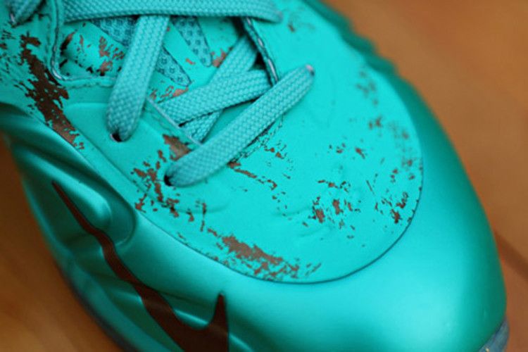 Nike Air Max Hyperposite 'Statue Of Liberty'