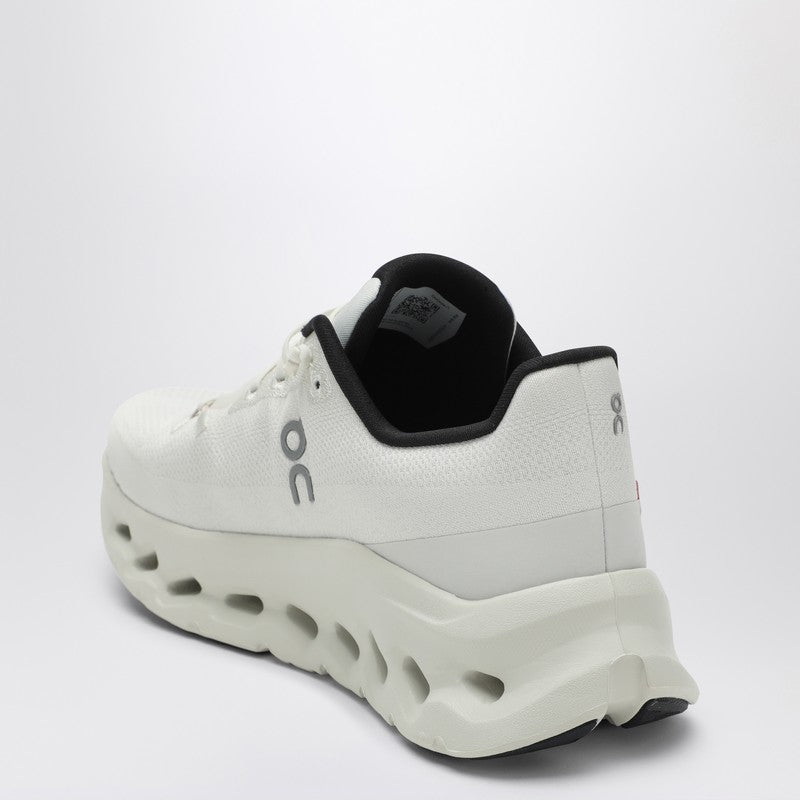 On Men's Cloudtilt ivory/Ice Low Sneaker