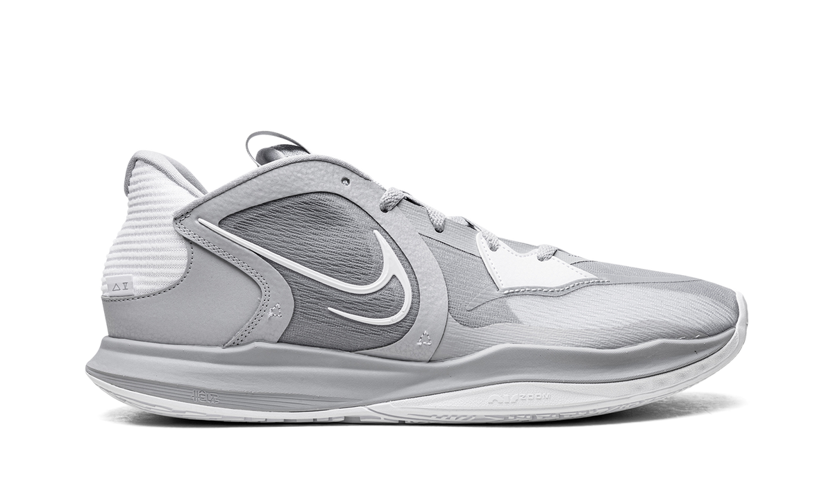Kyrie Low 5 TB "Wolf Grey / Wolf Grey / White" DO9617 001