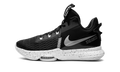 LeBron Witness V CQ9380 001