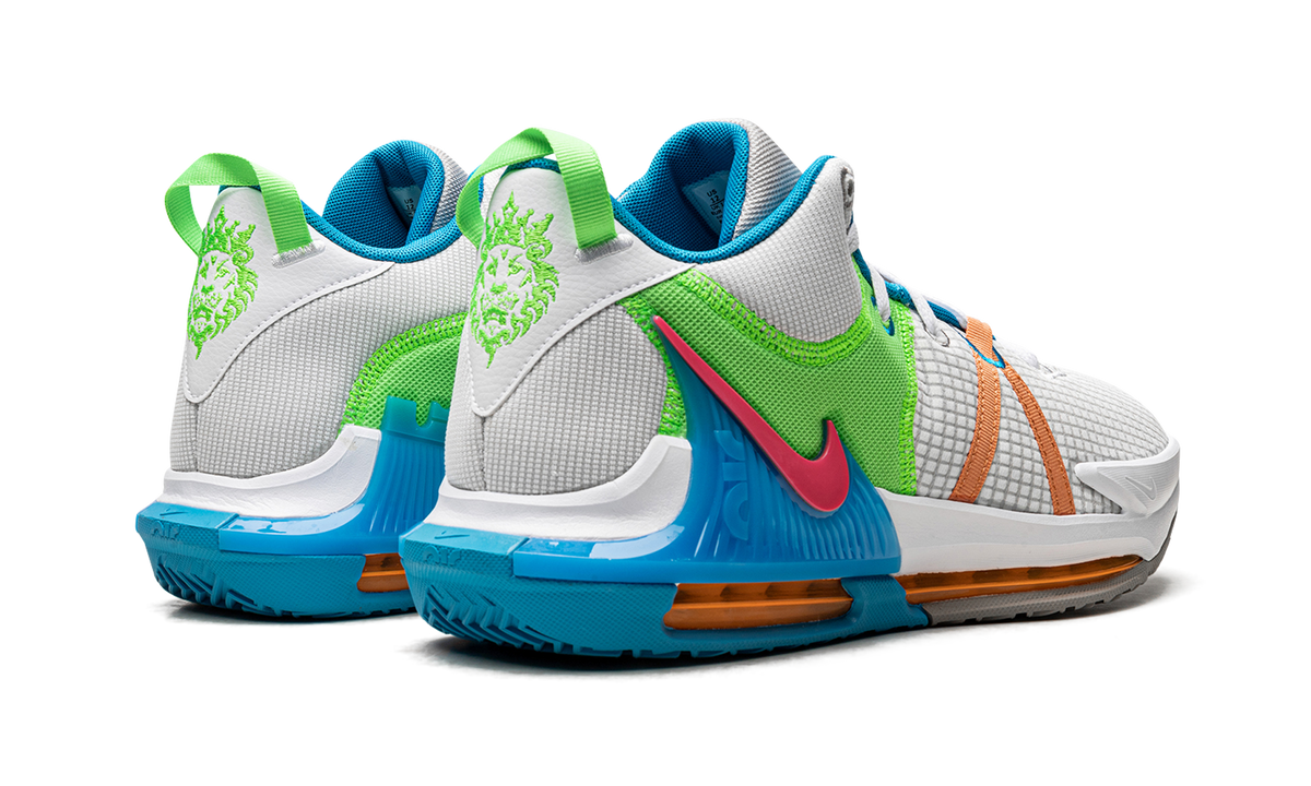 LeBron Witness VII "Grey Fog Multi-Color" DM1123 003