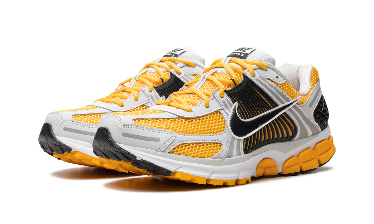 Zoom Vomero 5 "University Gold'" FB9149 002