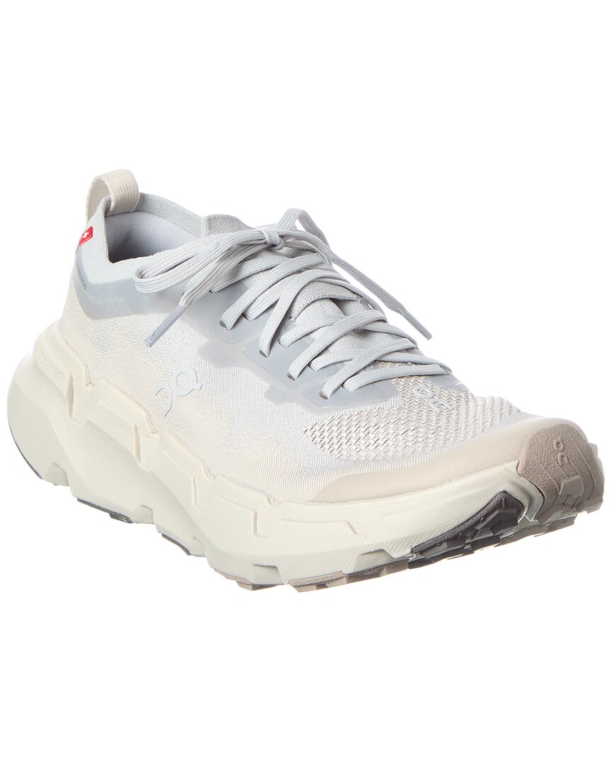On Running Cloudsoma Sneaker