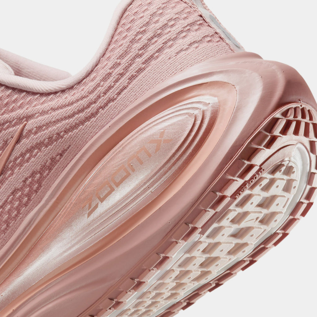 Vomero Plus Womens Running Shoes (Dusted Clay/Pink)