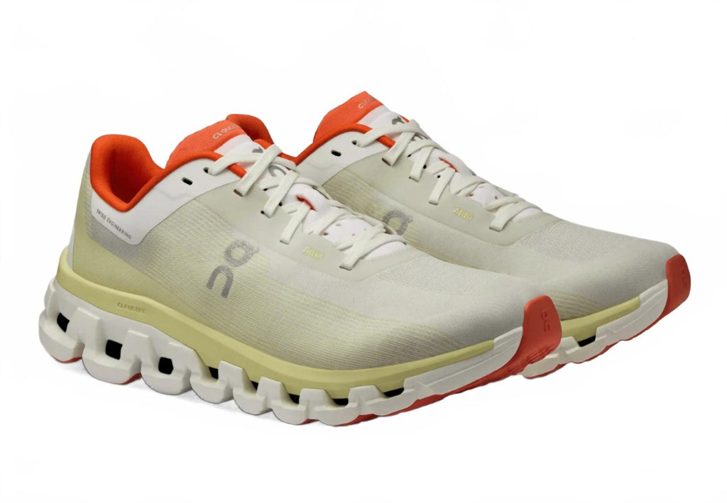 Women's Cloudflow 4 Shoes In White/hay