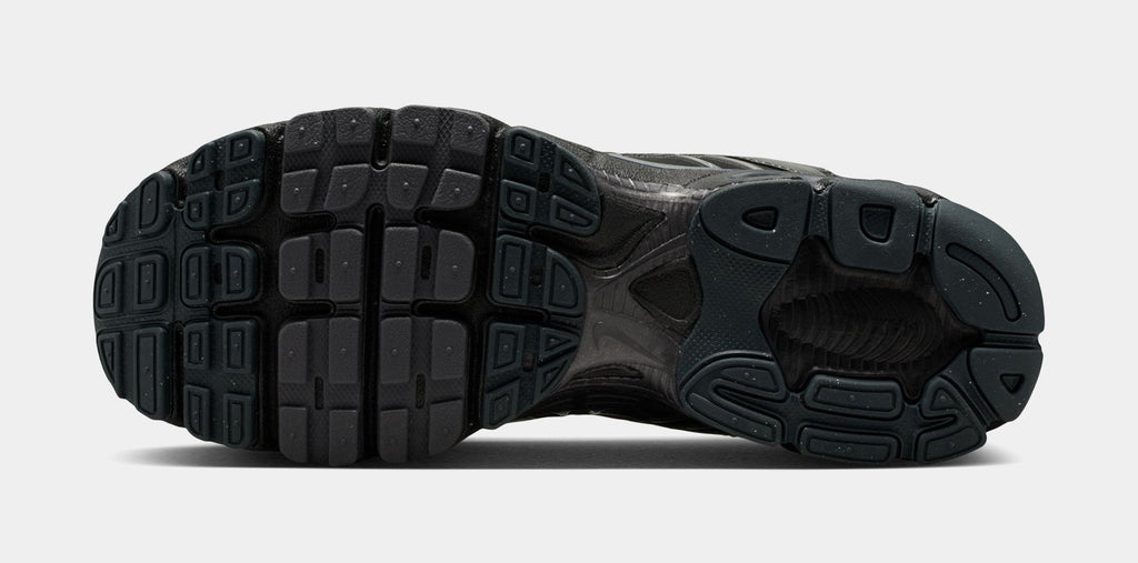 Air Max Moto 2K Mens Running Shoes (Black/Metallic Dark Grey/Dark Smoke Grey)