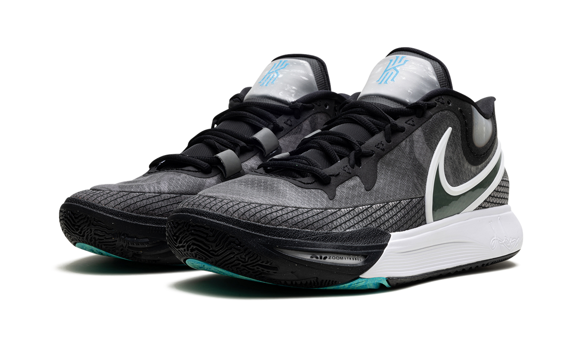 Kyrie 8 "Light Menta" DJ6017 001