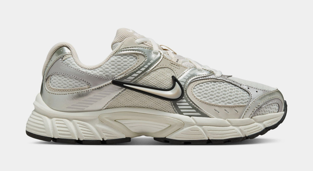 V5 RNR Womens Running Shoes (Summit White/Light Orewood Brown/Sail/Black)