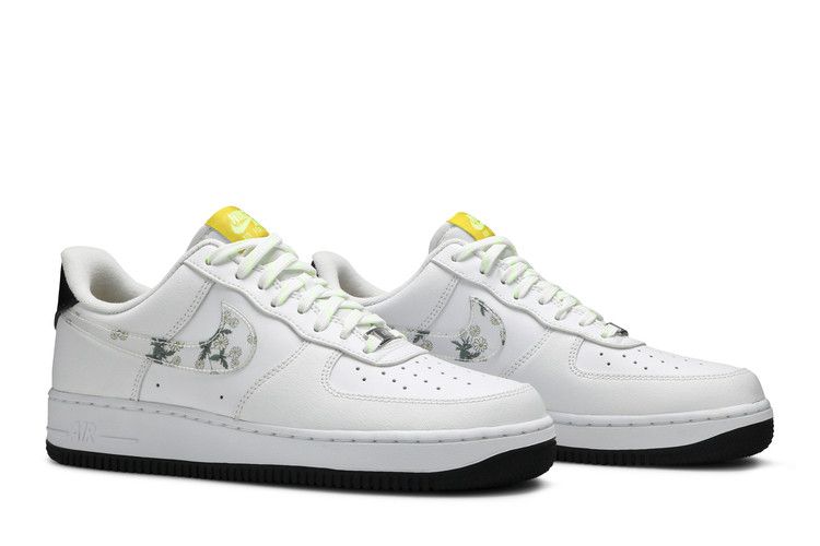 Nike Air Force 1 '07 LV8 'Daisy Pack