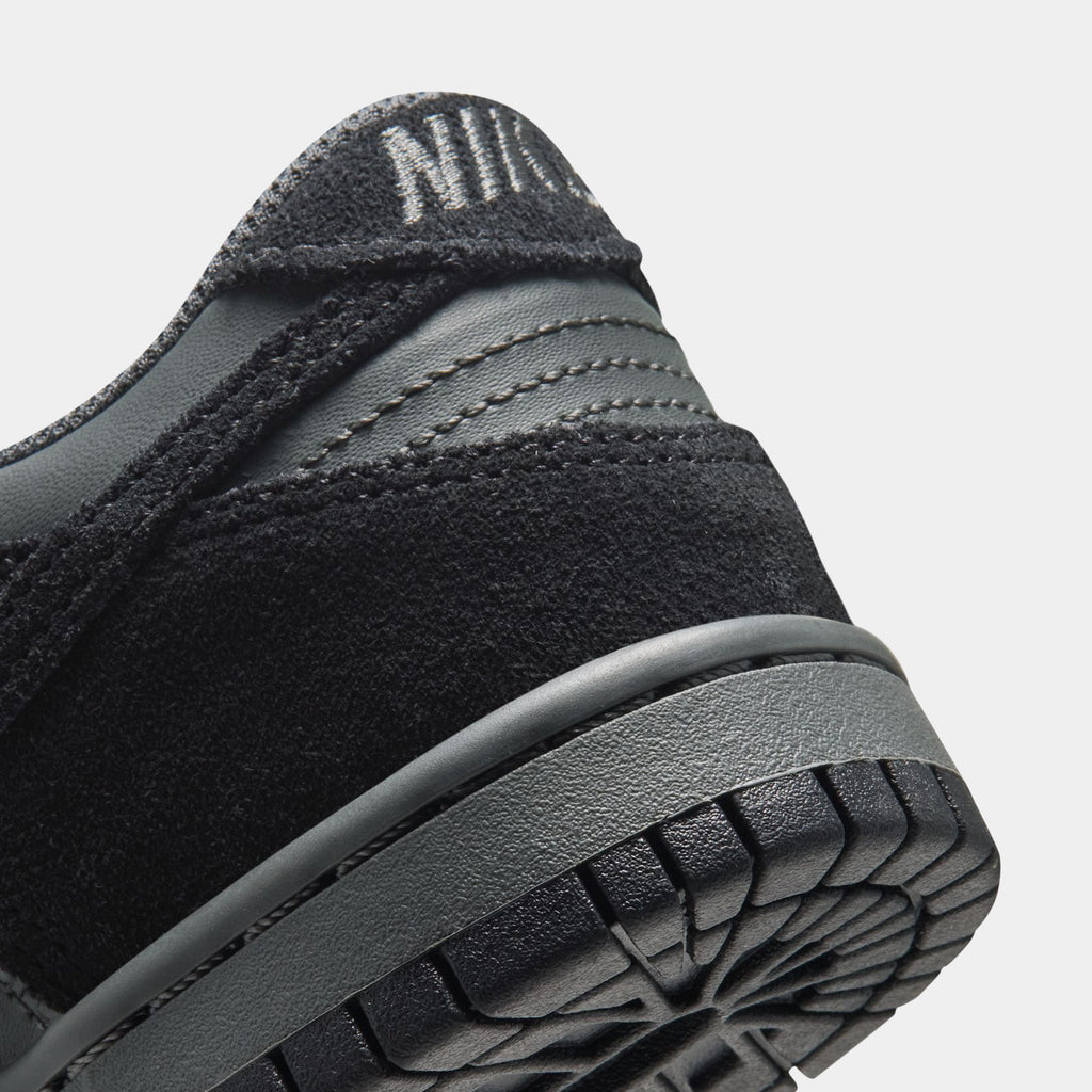 Dunk Low Iron Grey Grade School Lifestyle Shoes (Iron Grey/Black)
